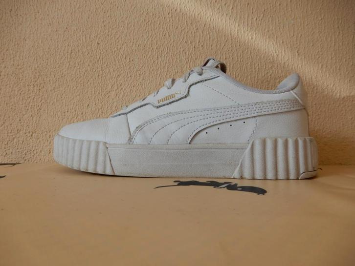 Puma Carina witte sneaker / schoenen mt 38, Kinderen en Baby's, Kinderkleding | Schoenen en Sokken, Gebruikt, Schoenen, Meisje