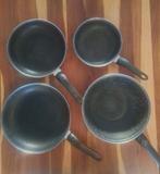 Rode Set 3 koekenpannen  en 1 hapjespan, Huis en Inrichting, Keuken | Potten en Pannen, Ophalen, Gebruikt, Overige materialen
