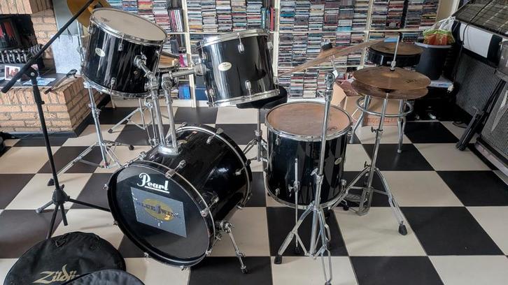 Pearl drumstel inclusief bekkens en hardware, Muziek en Instrumenten, Drumstellen en Slagwerk, Gebruikt, Pearl, Ophalen