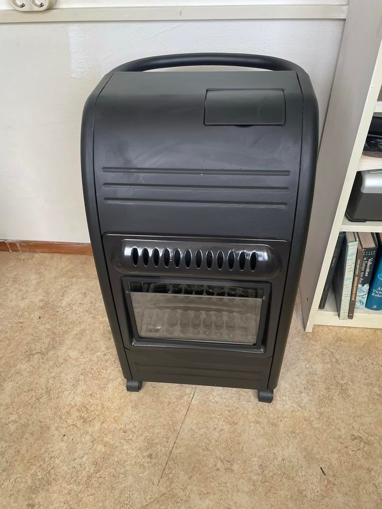 Compacte gaskachel voor camping of voortent, Ophalen, Gebruikt, Gas, Vrijstaand