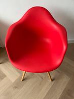 Kuipstoel, Huis en Inrichting, Stoelen, Hout, Ophalen of Verzenden, Zo goed als nieuw, Eén