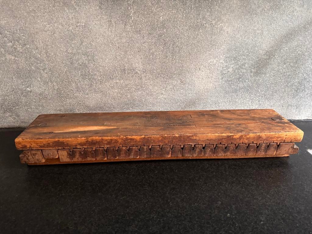 Oude sigarenplank met sigaren, Verzamelen, Ophalen, Gebruikt