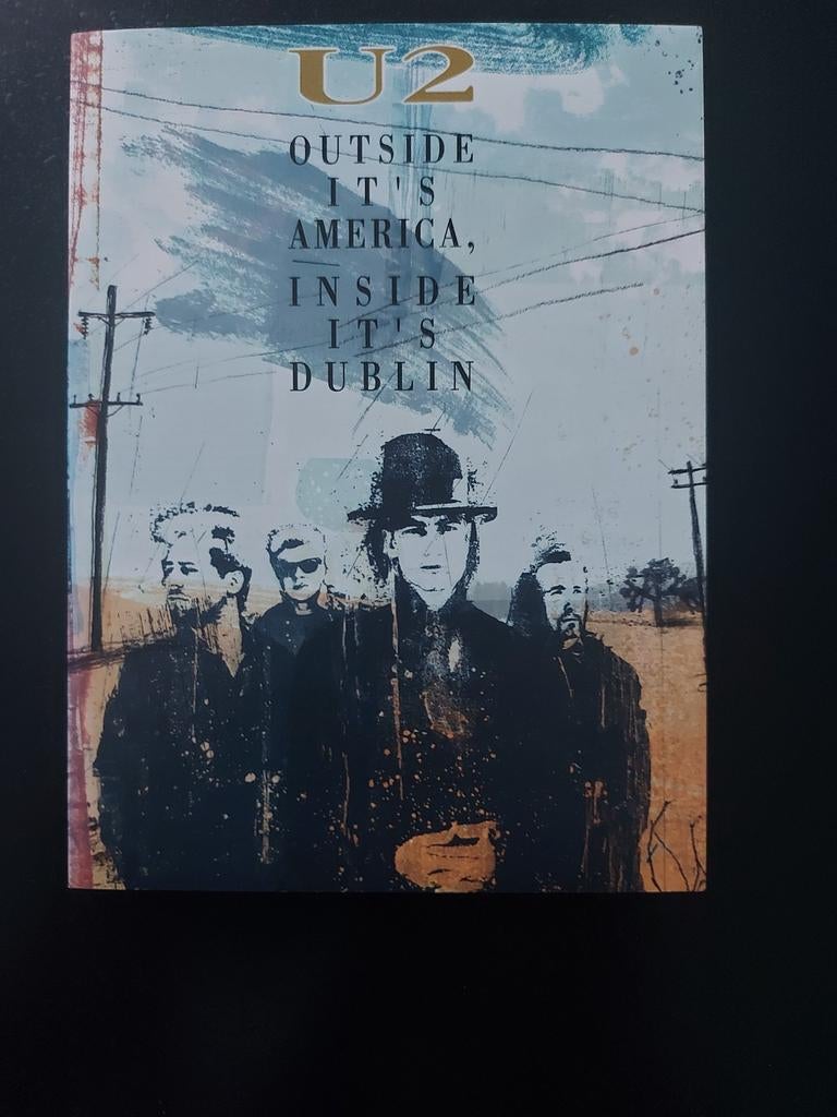 U2 - Outside It's America, Inside It's Dublin (DVD)⅕, Alle leeftijden, Ophalen of Verzenden, Zo goed als nieuw, Documentaire