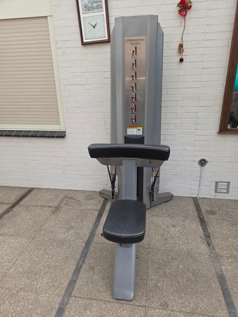 free motion biceps, Sport en Fitness, Fitnessapparatuur, Zo goed als nieuw, Loopband, Ophalen