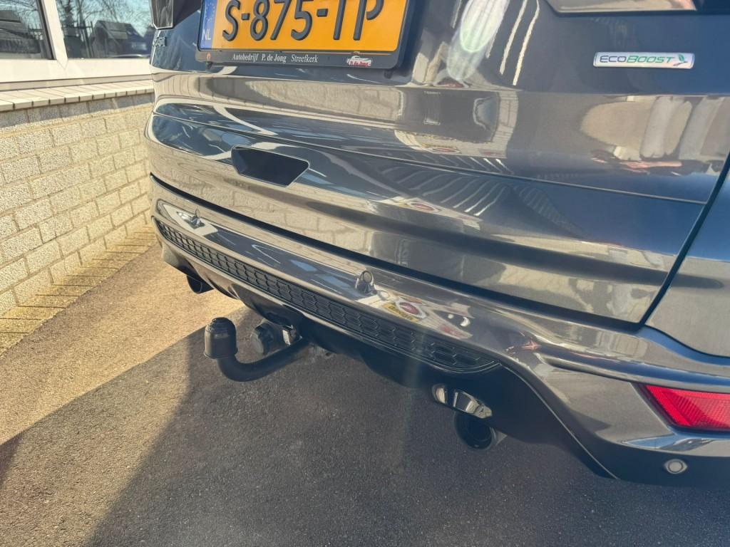 Ford KUGA 1.5 Ecoboost ST-line Trekhaak Carplay Sony Winterp, Auto's, 1498 cc, 4 cilinders, 1850 kg, 1586 kg
