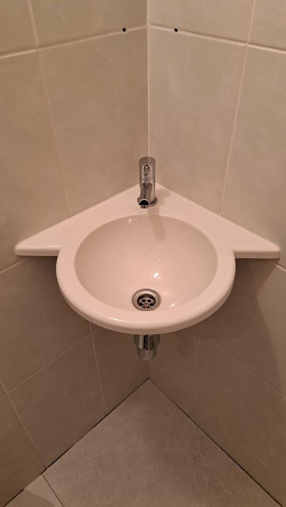 Crème kleurige wc fontein met kraan, Doe-het-zelf en Verbouw, Sanitair, Ophalen, Toilet