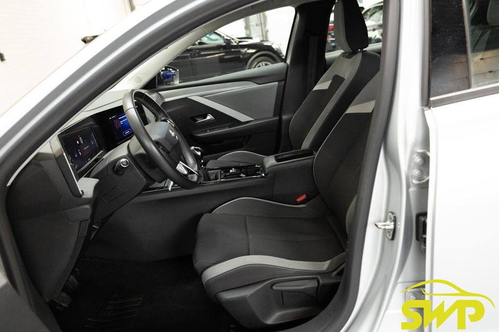 Opel Astra 1.2 Edition | PDC | Mooie auto, Auto's, Voorwielaandrijving, Gebruikt, Euro 6, Handgeschakeld