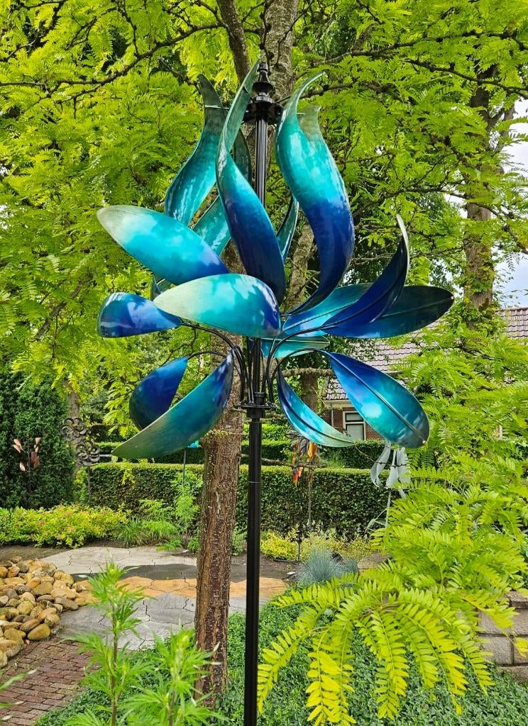 WINDMOLEN / IRIS / TUINSTEKER / tuinbeeld / windspinner, Tuin en Terras, Windwijzers en Windmolens, Nieuw, Ophalen of Verzenden