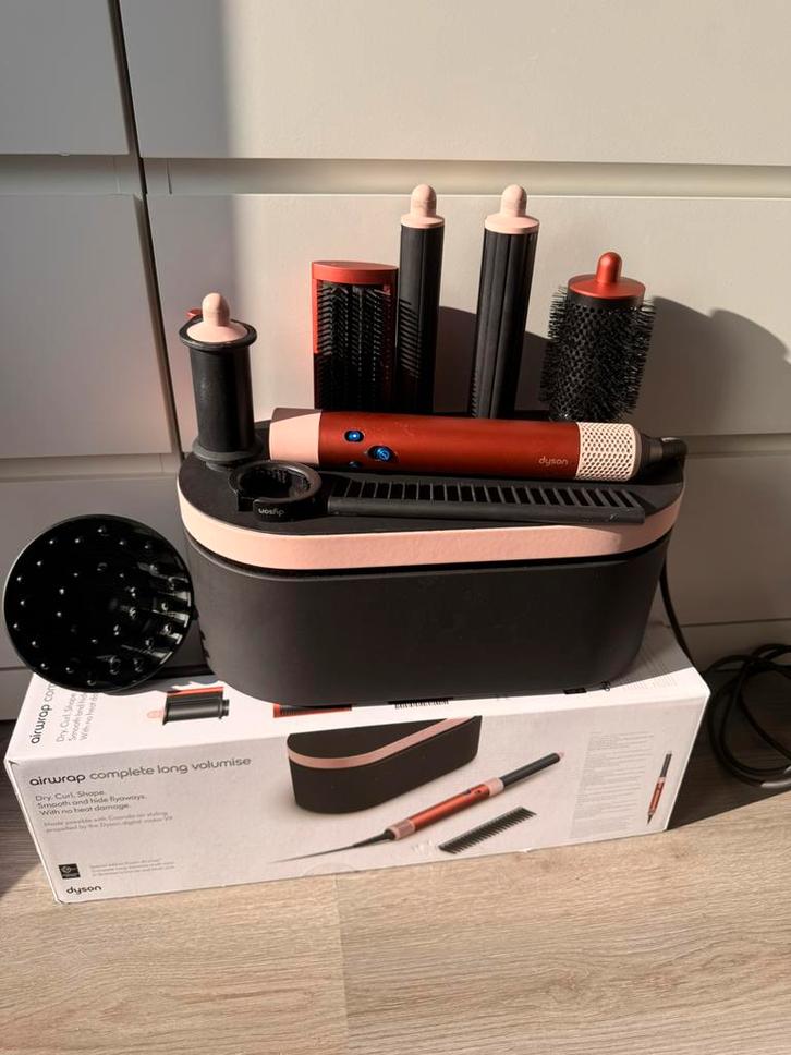 Dyson Airwrap, Sieraden, Tassen en Uiterlijk, Uiterlijk | Haarverzorging, Zo goed als nieuw, Föhn of Haardroger, Ophalen