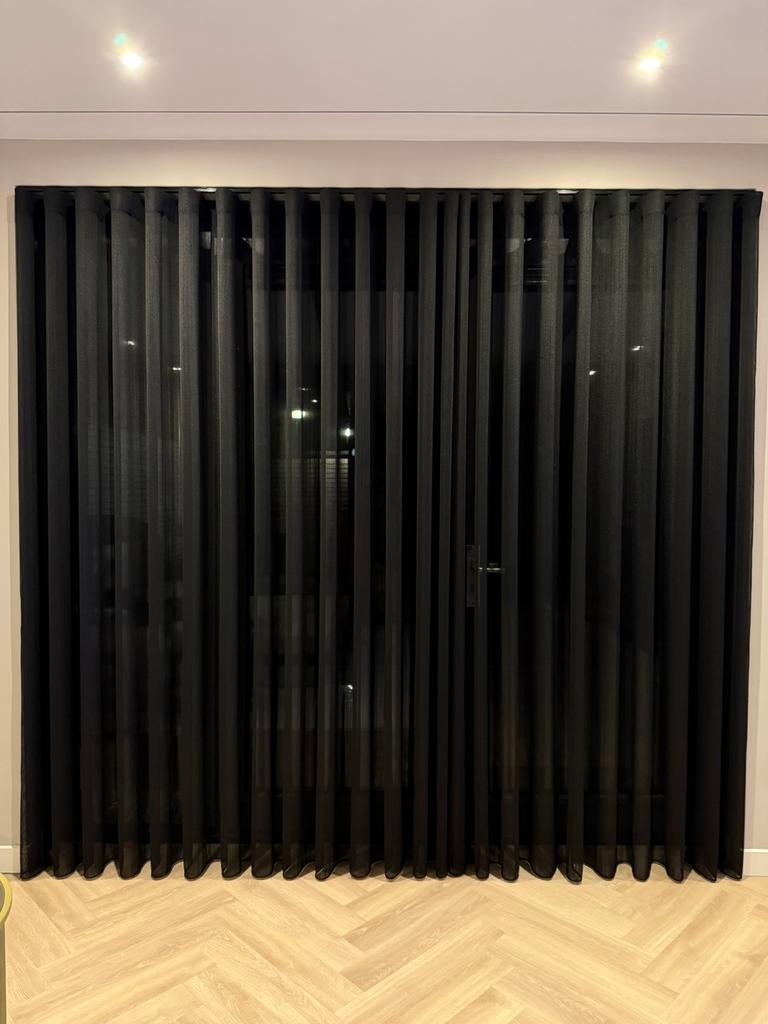 Zwarte vitrage, Ophalen, Zo goed als nieuw, 200 cm of meer