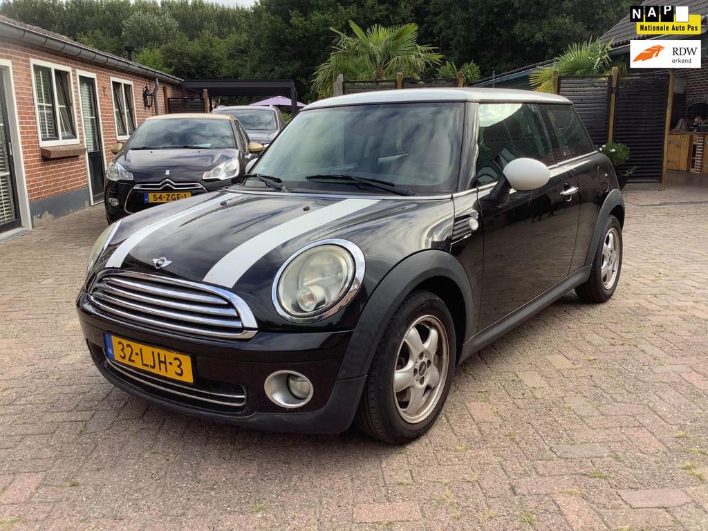Mini Mini 1.6 Cooper Pepper NIEUWE APK 08-2026 (ingeruild zo, Auto's, Mini, Bedrijf, Te koop, Cooper, ABS, Airbags, Airconditioning
