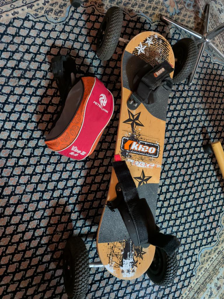 Kheo Kicker Mountain Board met Peter Lynn Kite Vibe 2 2.6, Ophalen of Verzenden, Zo goed als nieuw, Overige typen