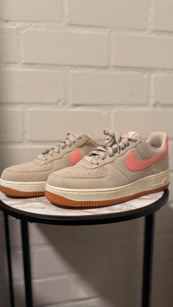 Nike airforce 1, Kleding | Dames, Schoenen, Zo goed als nieuw, Sneakers of Gympen, Beige, Verzenden