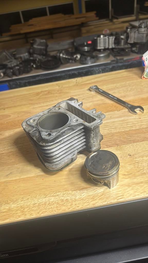 Malossi 80cc cilinder 4t2v, Ophalen of Verzenden