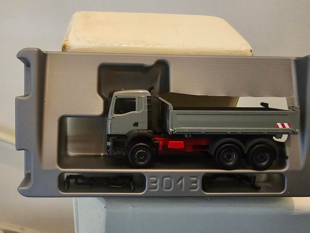 Herpa MAN TGS NN dagcabine grijs kipper, Ophalen of Verzenden, Zo goed als nieuw, Bus of Vrachtwagen, Herpa