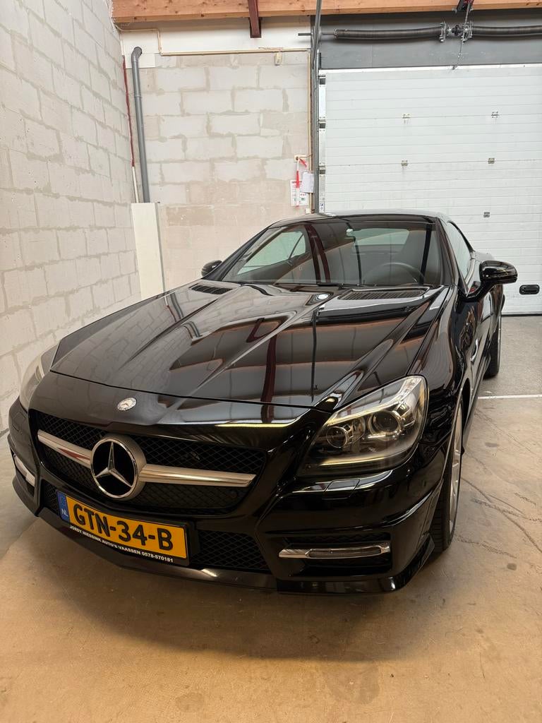 Mercedes-Benz SLK 350 225KW Blue Eff. Aut7 2011 Zwart AMG pa, Auto's, Automaat, 1440 kg, Zwart, Cabriolet