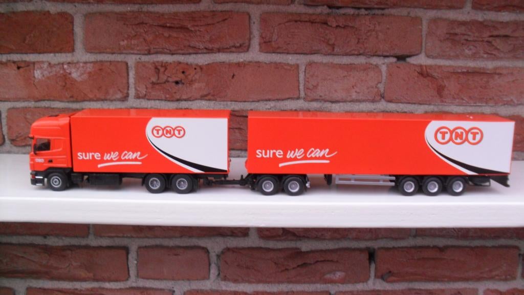 Lion  Toys  Scania  L. Z. V.  van  T. N. T., Hobby en Vrije tijd, Modelauto's | 1:50, Ophalen of Verzenden, Zo goed als nieuw