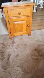 GRATIS 2 Nachtkastjes., Ophalen, Zo goed als nieuw, Minder dan 45 cm, Minder dan 55 cm