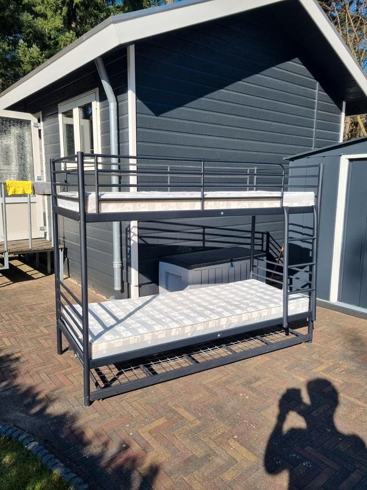 Stapelbed voor 3 personen, Doe-het-zelf en Verbouw, Steigers, Overige typen, Minder dan 2 meter, Ophalen