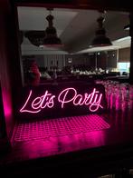 Neon LED 'Let's Party' Lichtbord - Roze, Huis en Inrichting, Lampen | Overige, Ophalen of Verzenden, Nieuw