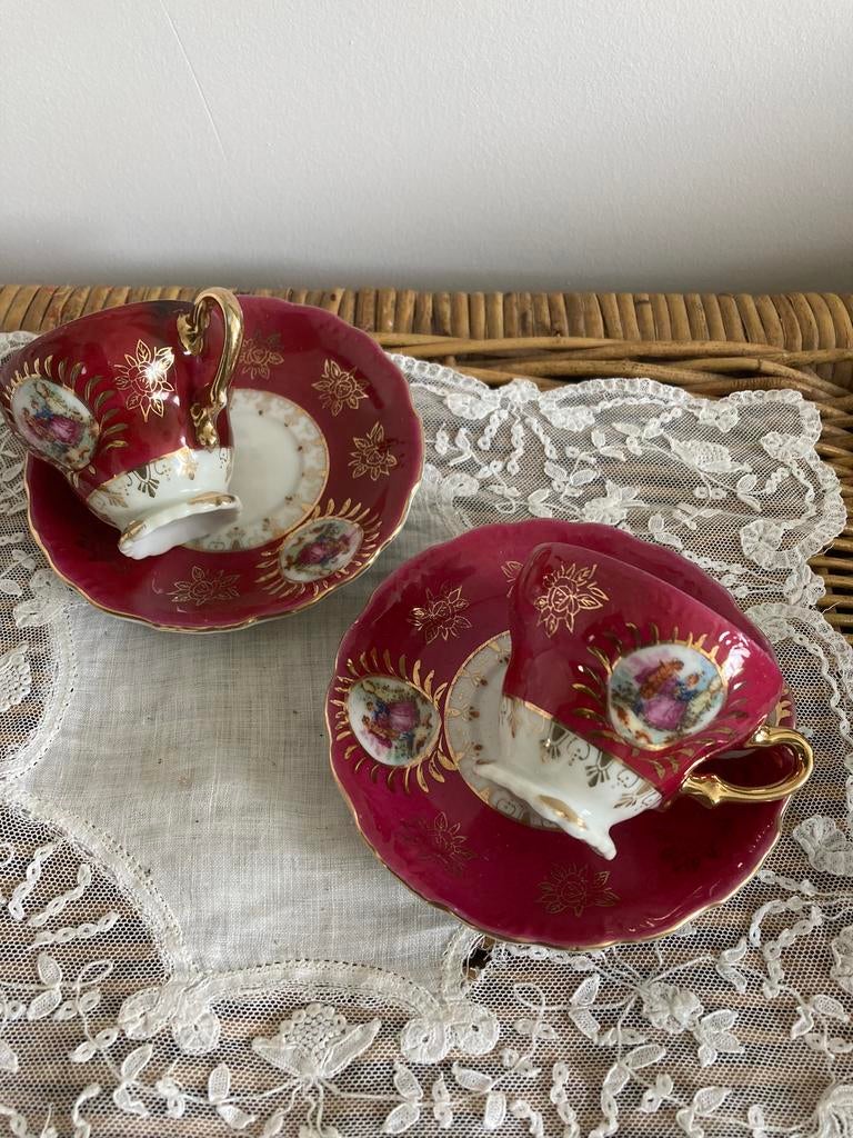 Kop en schotel Versailles (280823), Gebruikt, Ophalen of Verzenden, Overige stijlen, Kop(pen) en/of Schotel(s)