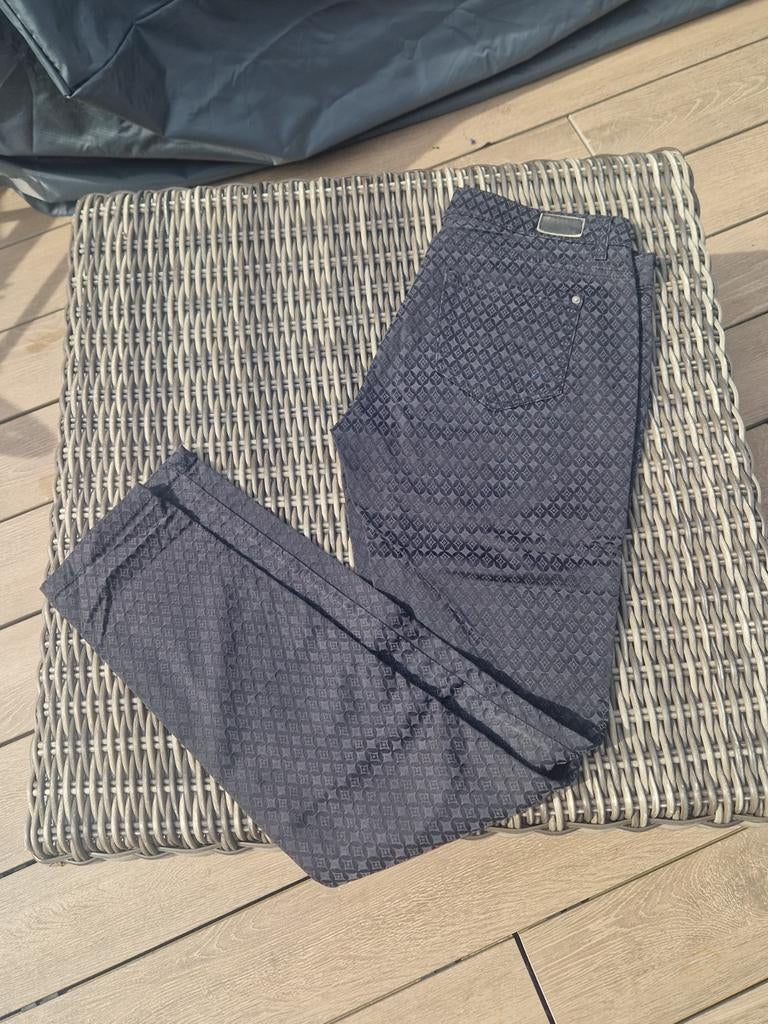 Dames broek slimfit  maat L 34, Kleding | Dames, Broeken en Pantalons, Bella Ragazza, Zwart, Maat 42/44 (L), Ophalen of Verzenden