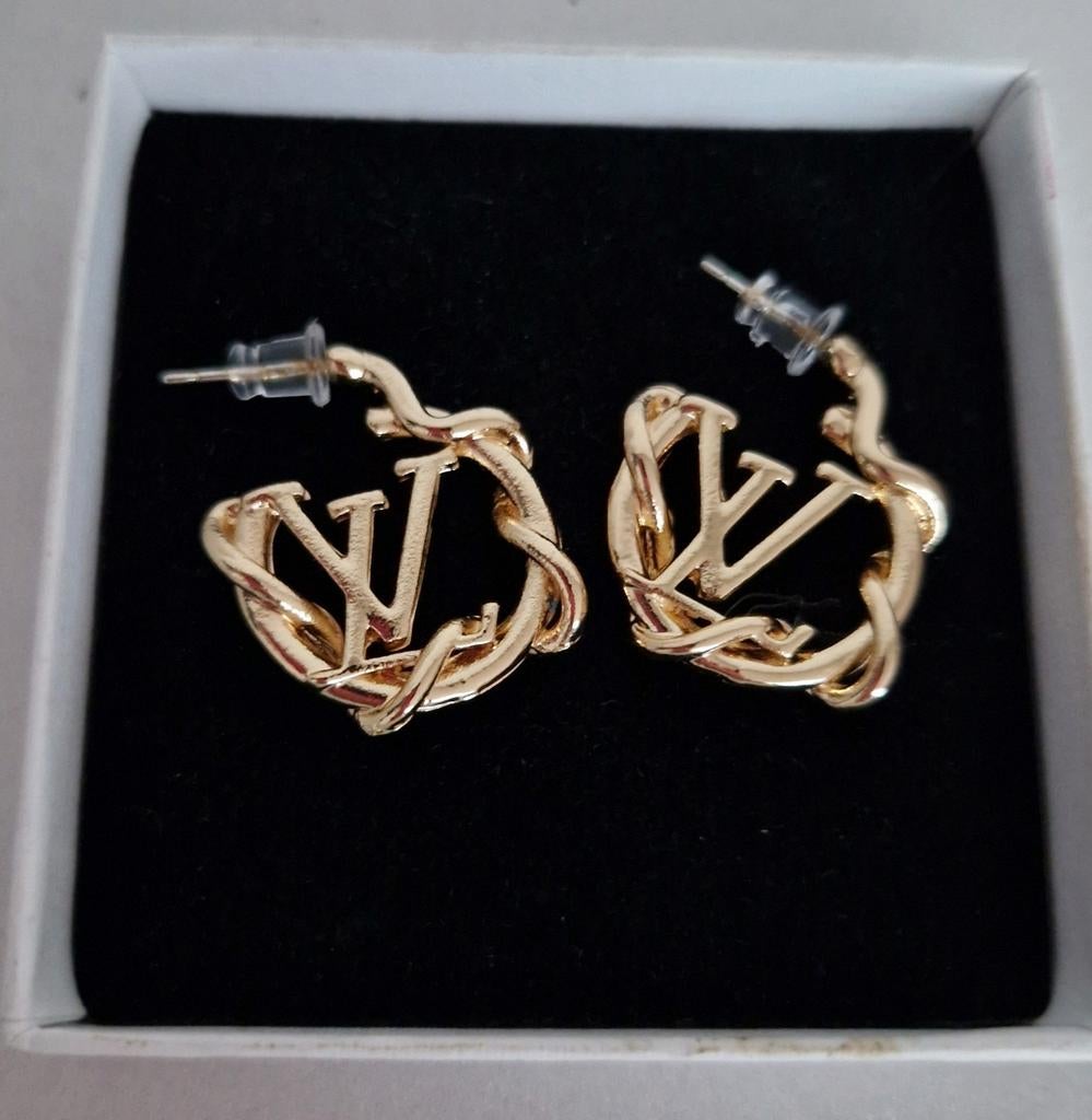 Prachtige oorbellen, Ophalen of Verzenden, Nieuw, Goud, Knopjes of Stekers