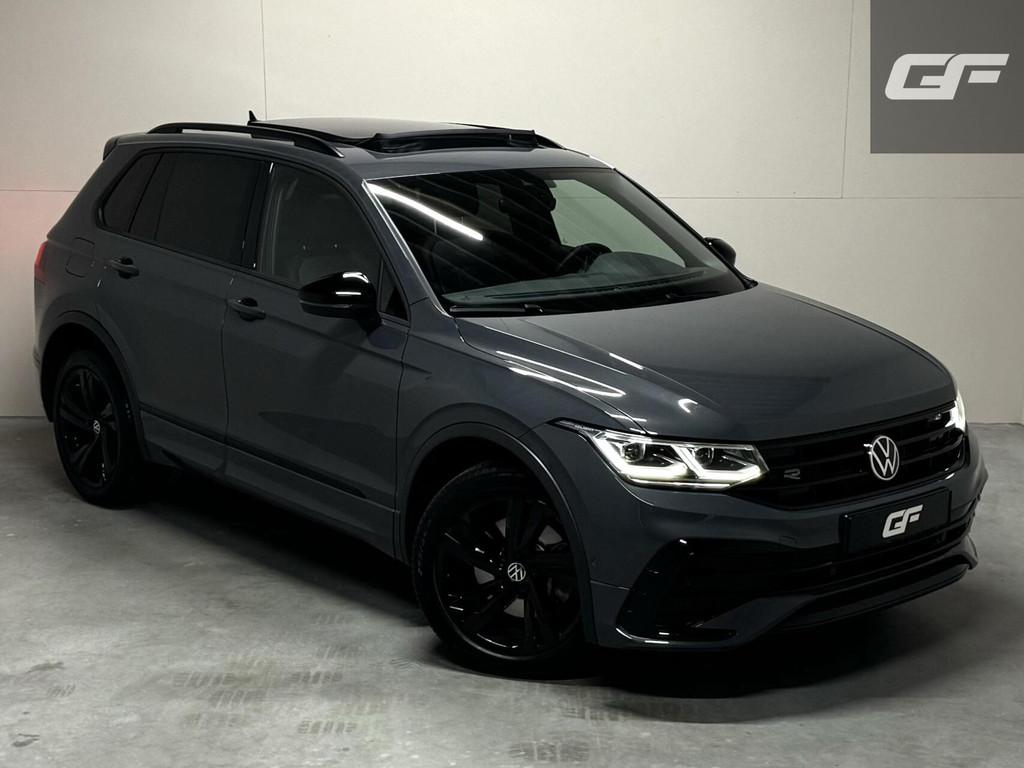 Volkswagen Tiguan 1.4 TSI eHybrid Black Style R-Line Pano Sf, Auto's, Volkswagen, 1716 kg, Zwart, 4 cilinders, Met garantie (alle)