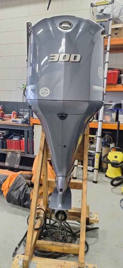 Yamaha F300 Buitenboordmotor/ Outboard, Watersport en Boten, Ophalen, Gebruikt