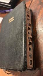 ZAKBIJBEL NBG EN PSALMEN 1773 DUIMGREPEN 19/12cm (foto’s), Ophalen of Verzenden, Gelezen, NBG, Christendom | Katholiek