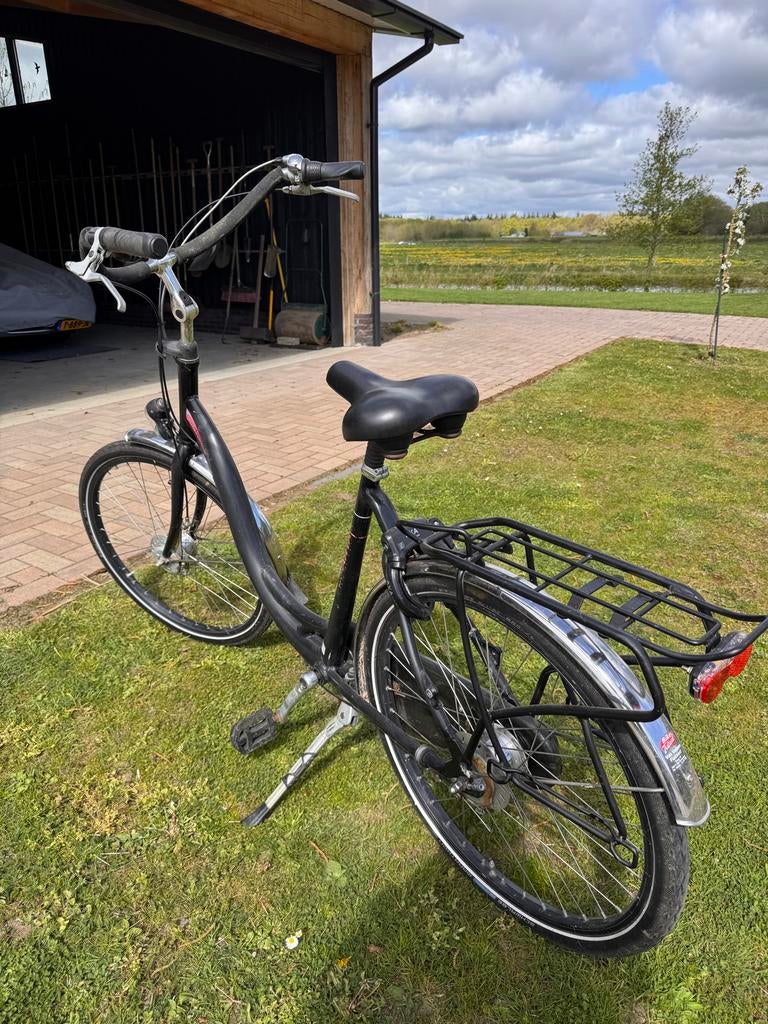 Sparta damesfiets met lage instap en breed stuur, Fietsen en Brommers, Fietsen | Dames | Damesfietsen, Ophalen, Sparta, Velgrem
