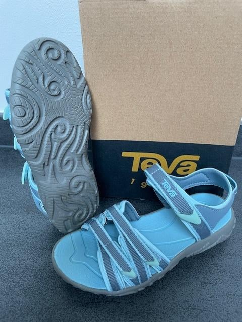 25% korting op Teva sandaal Tirra Kids Citadel maat 29/30, Teva, Kloosterstraat 29 Simpelveld, Schoenen, Nieuw