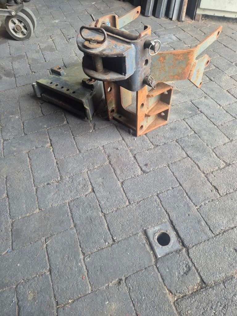 Ford Trekhaak te koop. Past op Ford 5000-7600 en 40 serie, Zakelijke goederen, Agrarisch | Onderdelen | Banden, Velgen en Assen