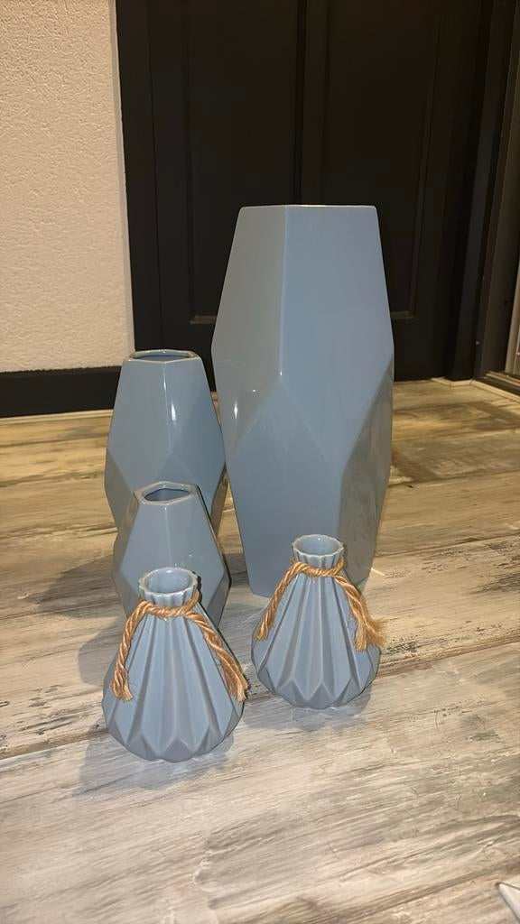 Set van 5 grijze vazen - Modern design, Ophalen, Overige kleuren, Aardewerk of Porselein, Zo goed als nieuw