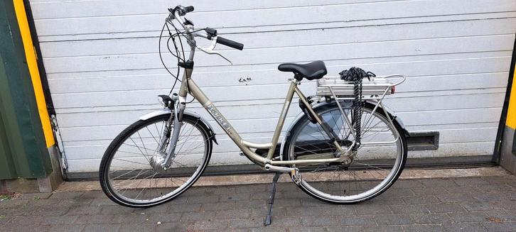 Zeer nette Bikkel 1400km nieuwe accu elektrische fiets, Fietsen en Brommers, Elektrische fietsen, Zo goed als nieuw, Overige merken
