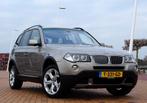 BMW X3 3.0si LCI EXE 272pk Aut Pano Servo Trekhaak 2000kg, Automaat, Gebruikt, Zwart, 2000 kg