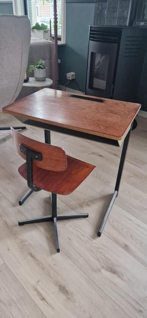 Vintage Marko schoolbureau met stoel, Ophalen