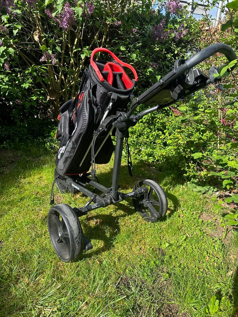 TaylorMade golftas met Fastfold Slim golftrolley, Sport en Fitness, Golf, Ophalen, Zo goed als nieuw, Golfkar, Overige merken