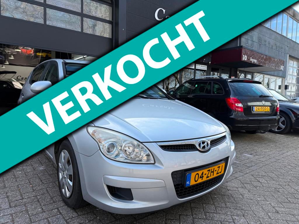 Hyundai I30 1.4i Active Cool, Voorwielaandrijving, Elektrische ramen, Gebruikt, 4 cilinders