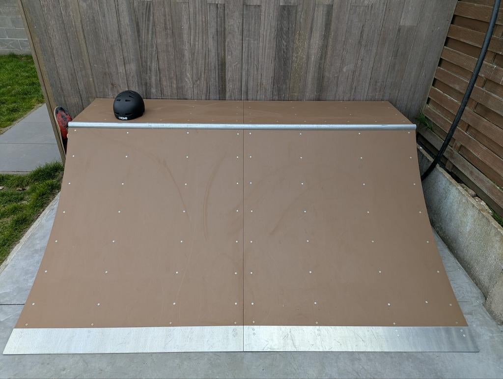 Professionele quarterpipe, Sport en Fitness, Skateboarden, Ophalen, Nieuw, Overige typen
