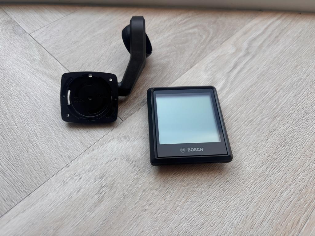Bosch Intuvia 100 fietscomputer met houder ( NIEUW ), Fietsen en Brommers, Fietsaccessoires | Fietscomputers, Nieuw, Draadloos