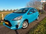 Toyota PRIUS C / YARIS / AQUA HYBRID 2015, Auto's, Gebruikt, Blauw, Bedrijf, 1500 cc