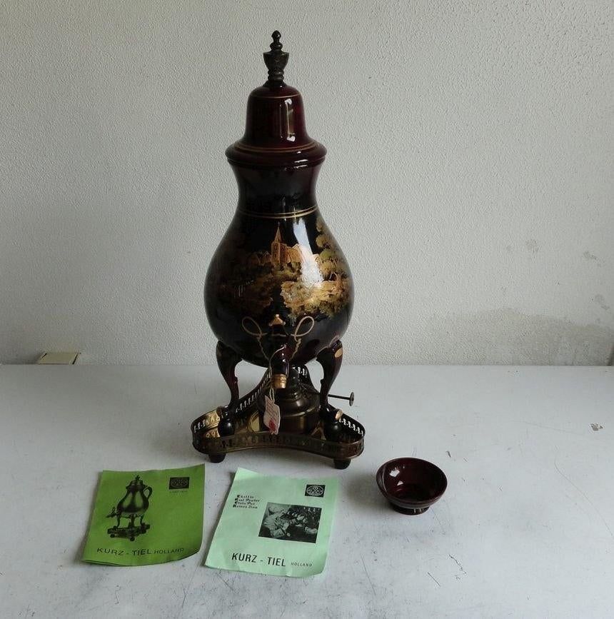 Kraantjeskan Kurz Tiel, wijnrood, edeltin handbeschilderd, Ophalen of Verzenden