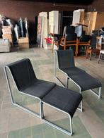 MODERNE LOUNGE SET: 2 STOELEN EN 2 VOETENBANKJES, Ophalen, Zo goed als nieuw, Kunststof