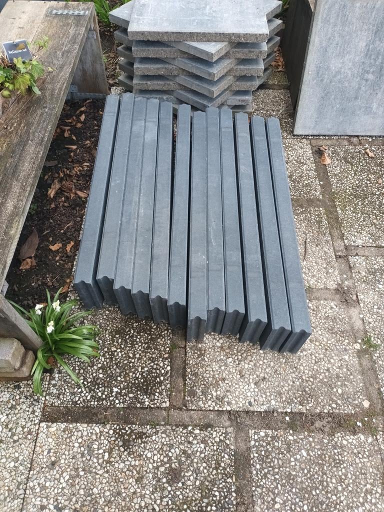 12 Nieuwe Opsluitbanden 100x20x6cm Donkergrijs, Tuin en Terras, Tegels en Klinkers, Ophalen, Nieuw, Beton, Overige typen