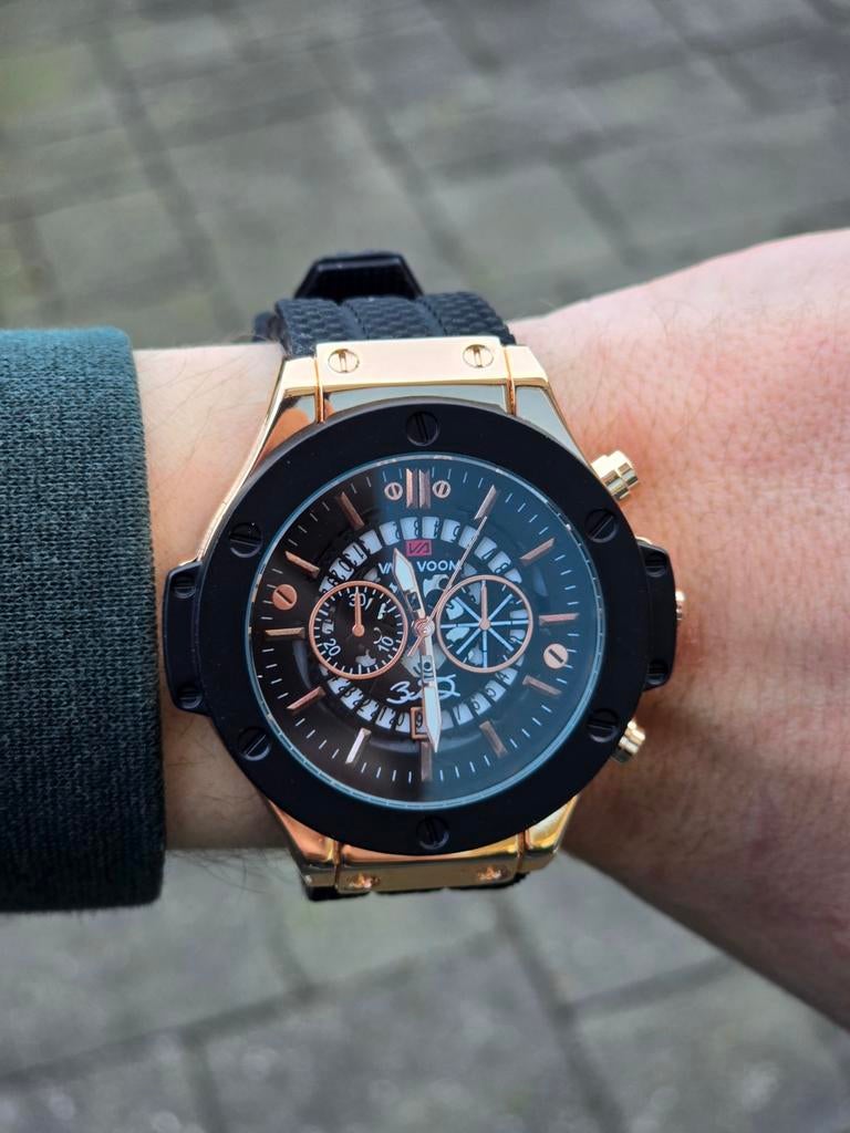 Luxe Roulette Stijl Horloge - Goud & Zwart, Kleding | Dames, Kledinghangers, Ophalen