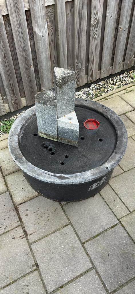 Ubbink waterornament zuilen graniet, Tuin en Terras, Waterpartijen en Fonteinen, Gebruikt, Waterornament, Graniet, Ophalen