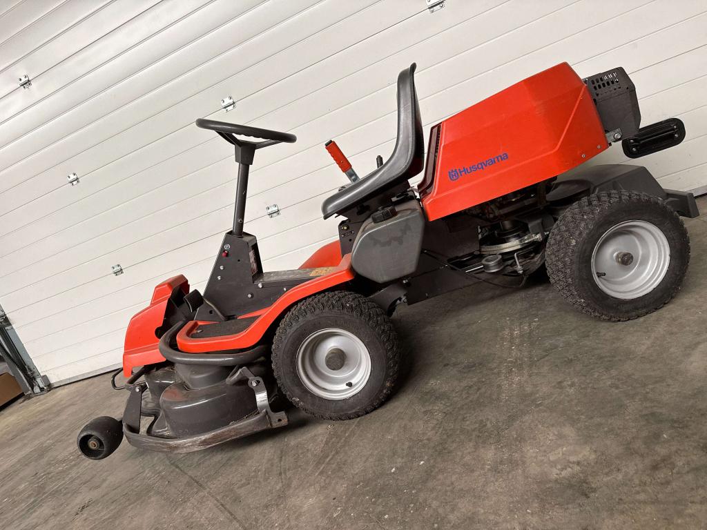Husqvarna Rider, Tuin en Terras, Zitmaaiers, Gebruikt, 90 tot 120 cm, Elektrische starter, Mulchfunctie, Ophalen
