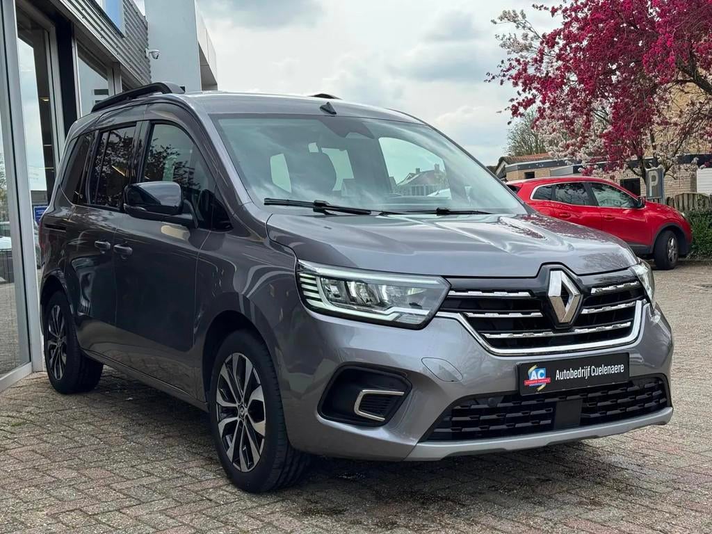 Renault Kangoo TCe 130 EDC Techno Navi / Clima € 32.990,00, Auto's, Renault, Automaat, Lichtsensor, Gebruikt, 4 cilinders