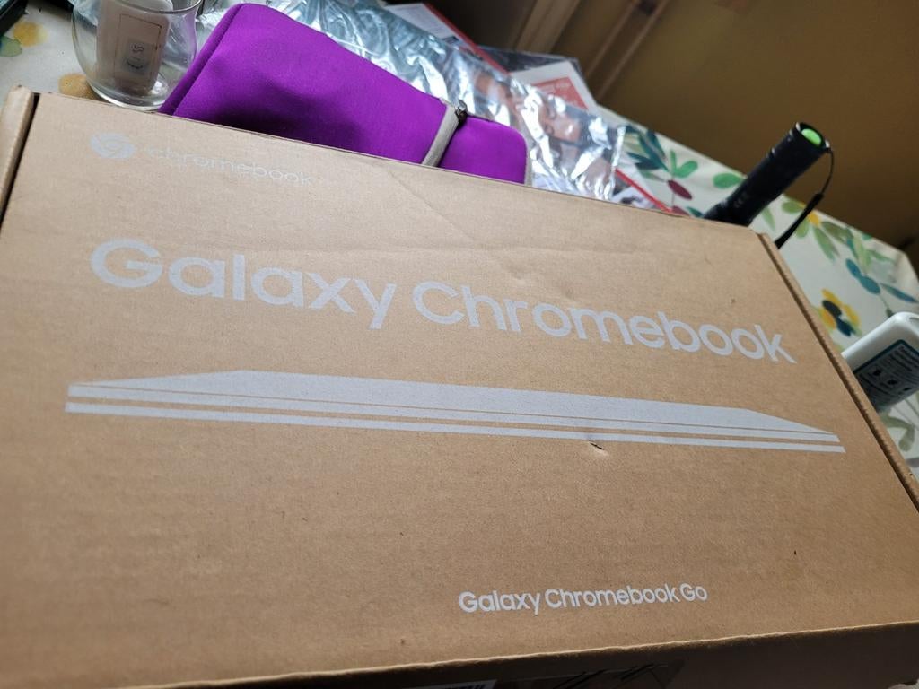 Samsung Galaxy Chromebook Go XE315XDA-KA2UK, Computers en Software, Chromebooks, 4 GB of minder, Qwerty, Nieuw, Ophalen of Verzenden